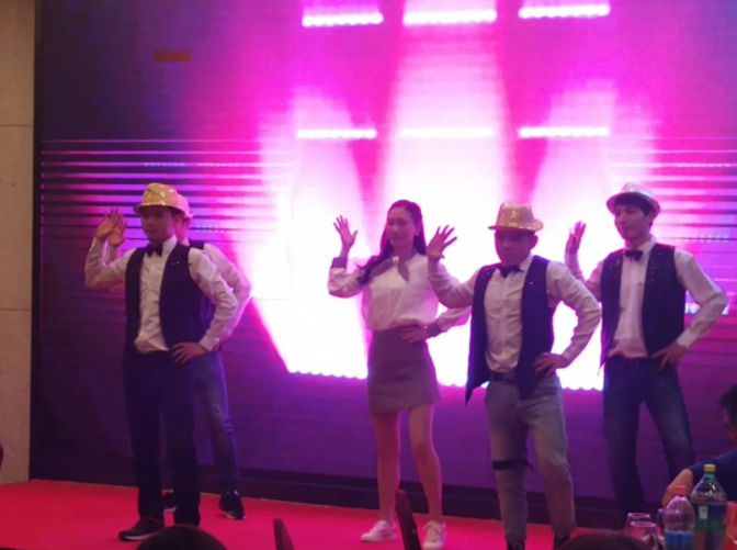 相聚鵬基，歌舞迎新春 共譜新藍(lán)圖！